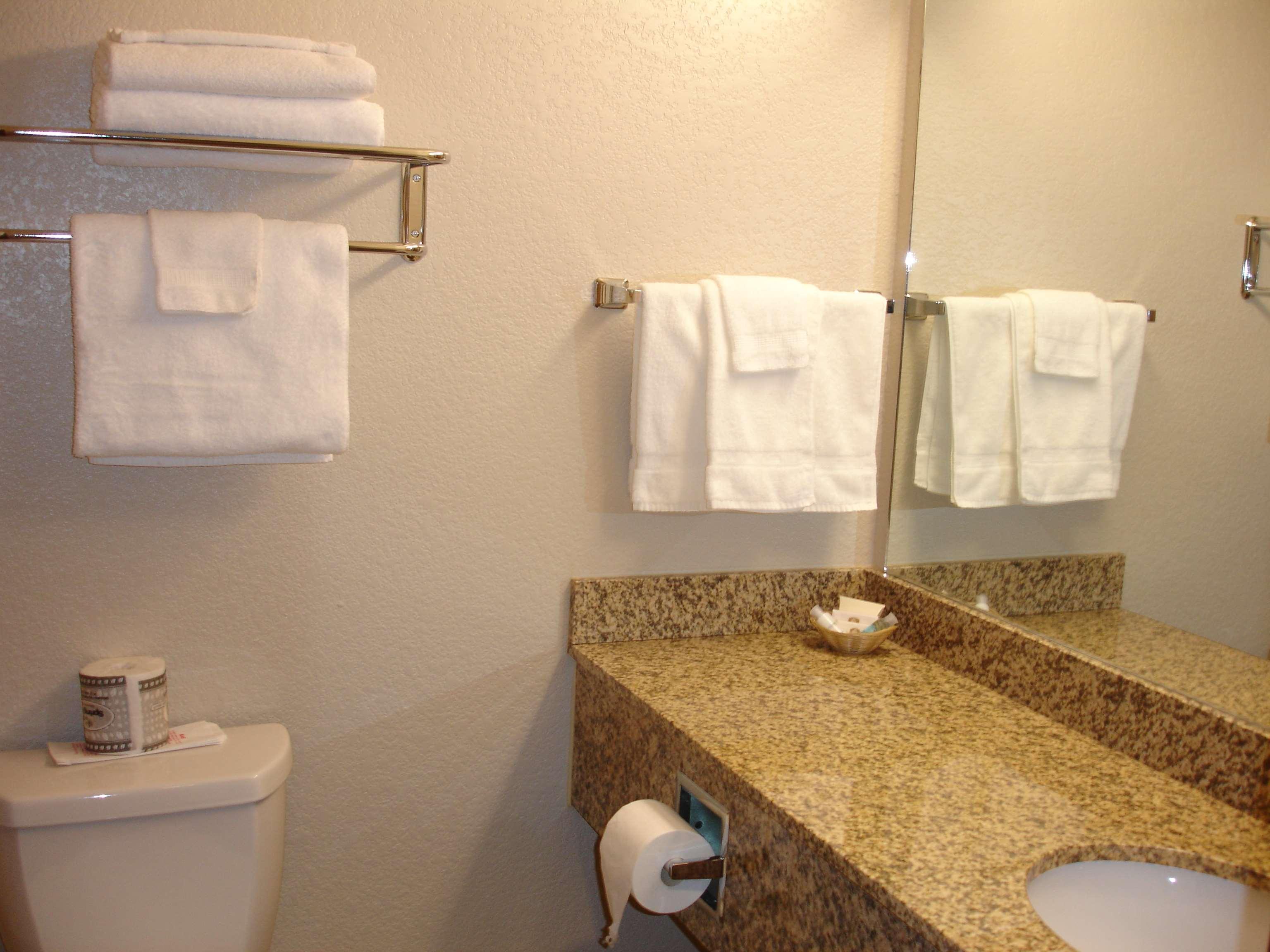 Best Western Rambler Уолсенбърг Стая снимка