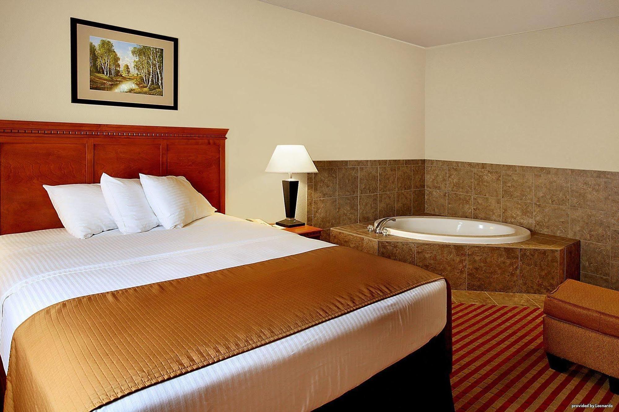 Best Western Rambler Уолсенбърг Стая снимка