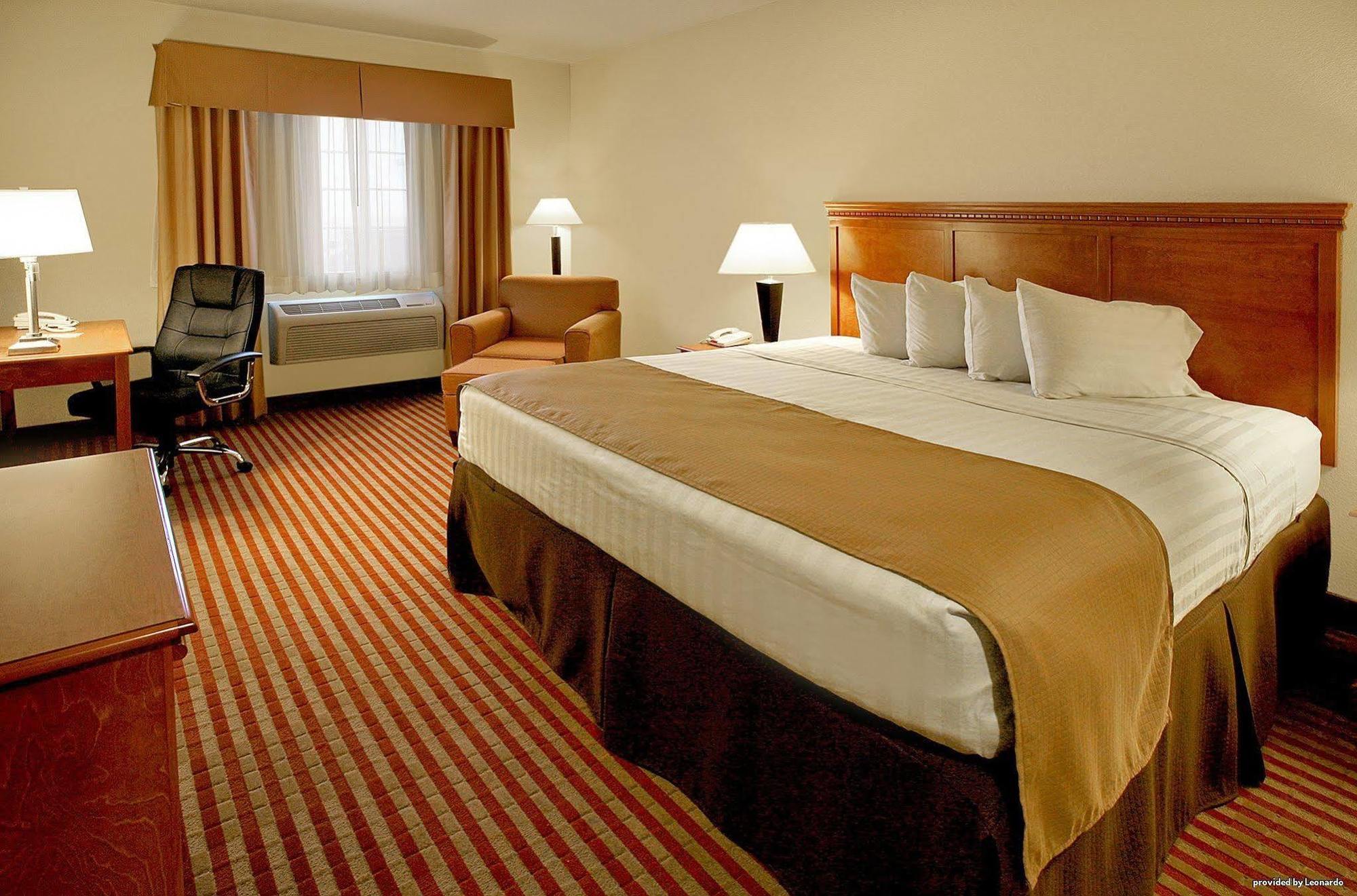 Best Western Rambler Уолсенбърг Стая снимка