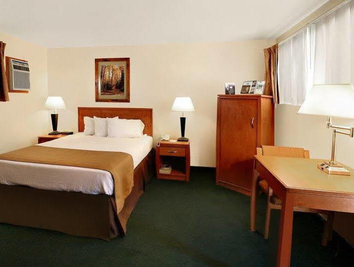 Best Western Rambler Уолсенбърг Екстериор снимка